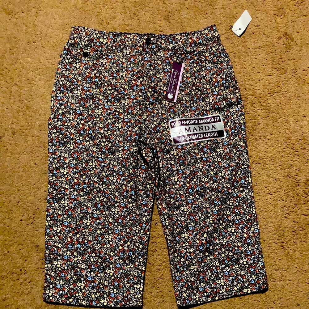 Floral Capri